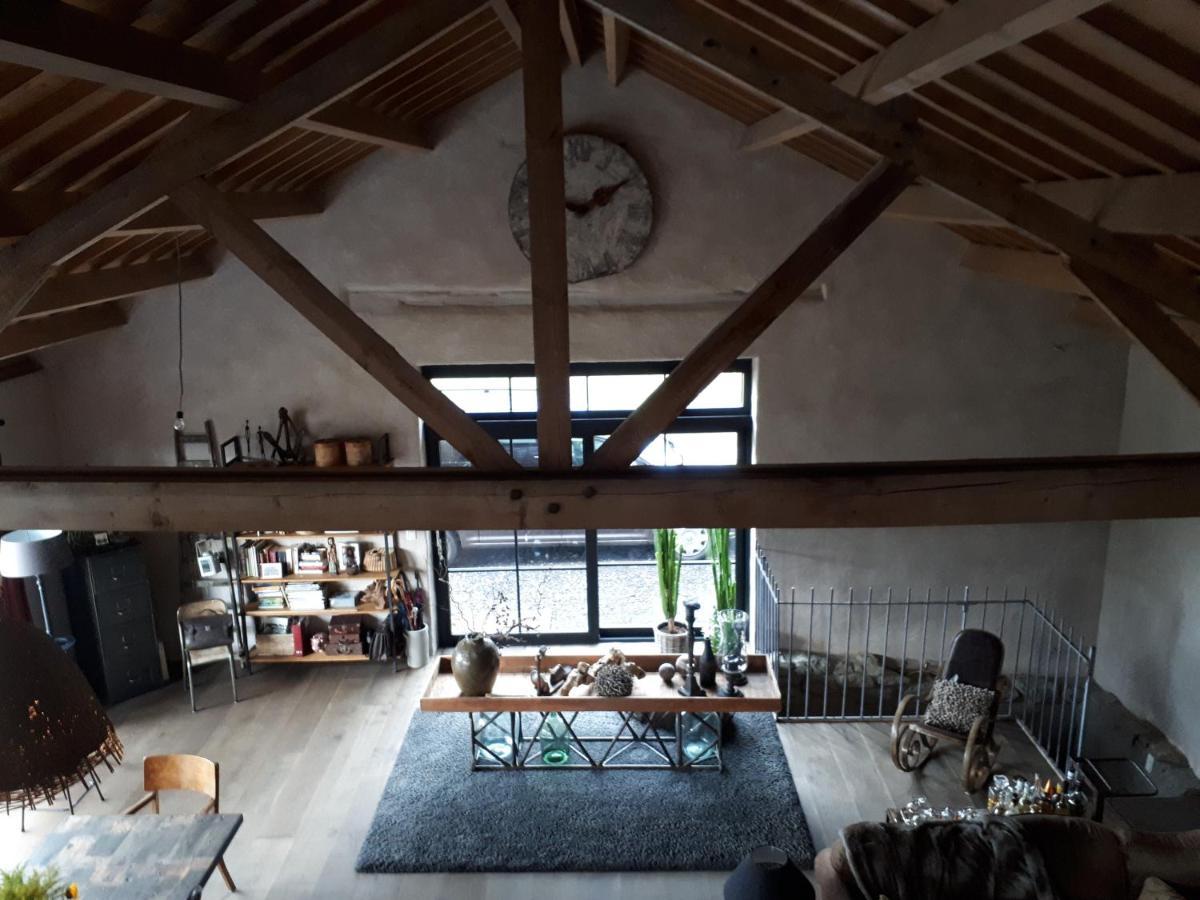Le Hangar Des Voyageurs Petit-Halleux Ngoại thất bức ảnh